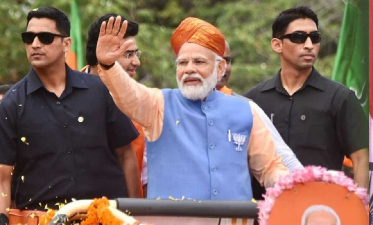 कर्नाटक चुनाव : बेंगलुरु में पीएम मोदी का मेगा रोड शो शुरू